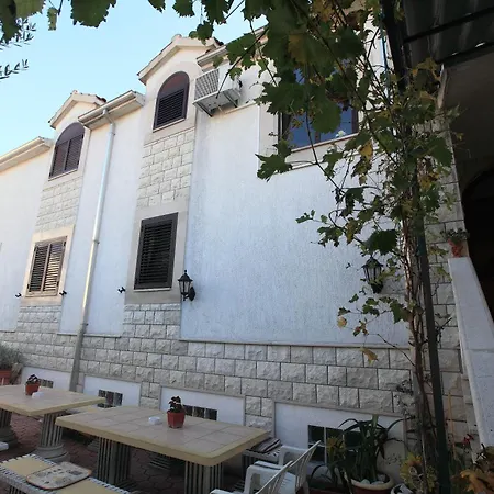 Appartement Sustic *