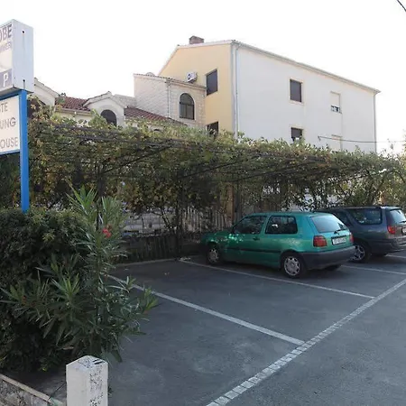 Appartement Sustic *