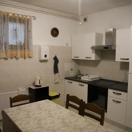 Apartment Sustic *