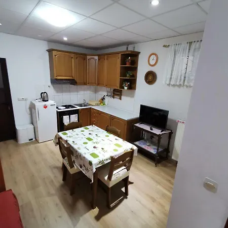 苏斯缇卡公寓酒店