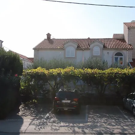 Sustic Kastela